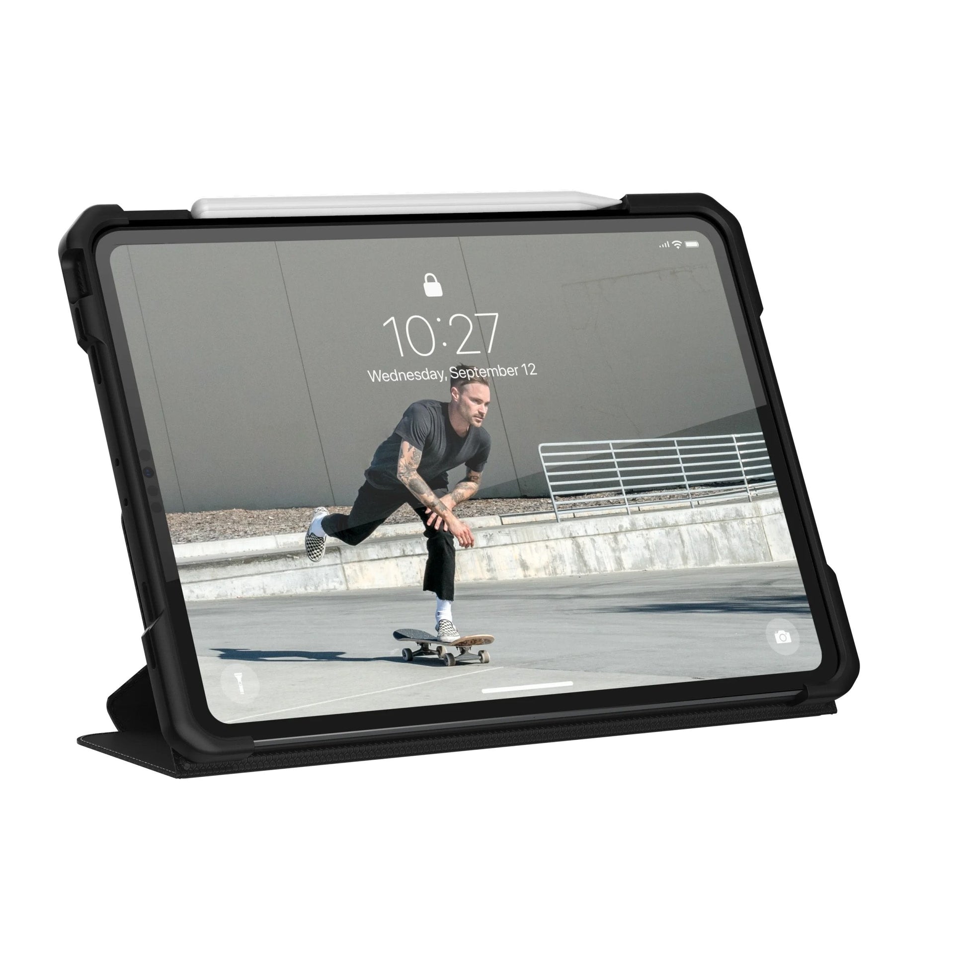 Husa Urban Armor Gear Metropolis - iPad Pro 11’ (2020) - Black - 122076114040 - 812451034769 - 6